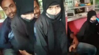 Menggoda Pacar Hijab 19 Tahun Dengan Gaya Panas Ala Pakistan