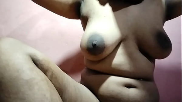 Istri India Yang Menggoda Dan Memikat