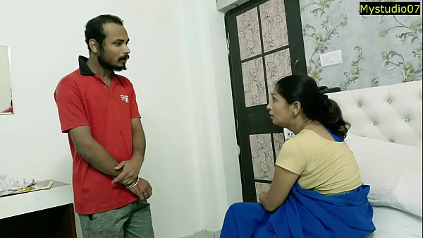 Gadis India Seksi Bercinta Keras Dengan Audio Hindi Yang Jelas Dan Menggoda