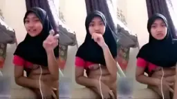 Ukhti Bocil Vcs Bareng Ayang, Suara Nafasnya Bikin Makin Greget.