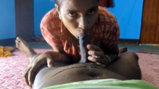 Video Seks Wanita Tamil Ngewe Sambil Nge-ride Kontol