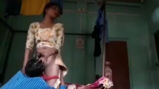 Adik Cewek Montok Digebukin Abang Bejat Di Kamar, Ngebut Langsung Crot