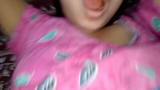 Desi Cewek Nafsu Dikocok Sama Kontol Jija Sambil Nungging Minta Digenjot