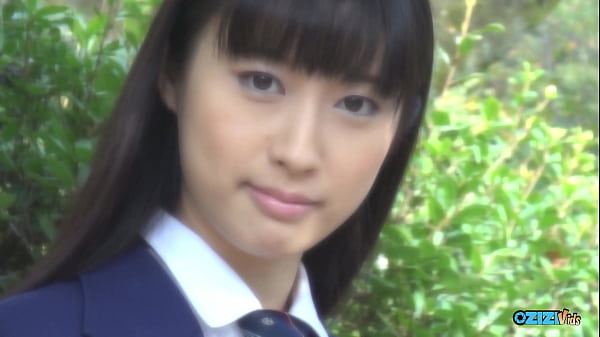 Cewek Asia Imut Ngasih Dia Jilat Memek Di Ruang Ganti Sebelum Ngewein Dia