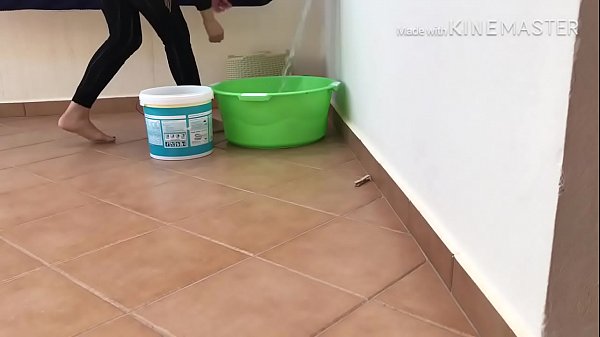 Hijab, Pantat, Kaki — Siapapun Pasti Tergoda.