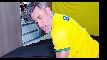 Arabe Datang Ke Brasil Dan Ngebocorin Lubang Belakang Pak Brasil (teaser)