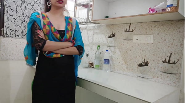 Ghr Ki Party Mein Ex Boyfriend Ne Kitchen Mein Hi Gaand Mari, Saali Randi Ki Tarah Chod Diya, Hindi Audio Mein Xxx Saarabhabhi6.