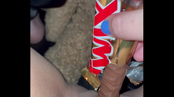 Kopi Cappuccino Dan Cokelat Twix Di Dalam Memek Kencang Pink Perawan 18 Tahunku—fetis Makanan Mesum, Cewek Lonte Panjang Coli Dan Meremang—amatir Arab Saudi Terbaik, Putih Salju Arab—los Angeles—ngidam Kontol Hitam Amerika