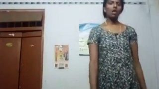 Video Tante Tamil Buka Baju Hot