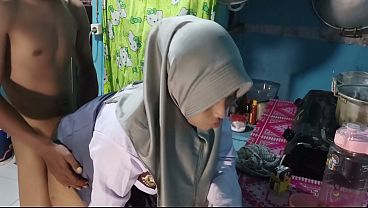 Ngentot Adik Ipar Sampe Crot Di Dalem