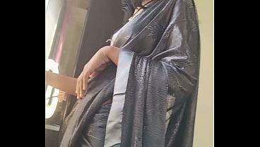 Shivani Bhabhi Digebekin Temen Suami Sampe Minta Ampun, Crot Di Mana-mana.