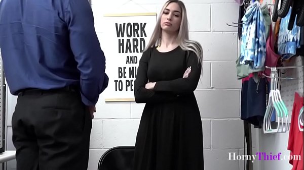 Gadis Hijab Nakal Ngewe Polisi Biar Bebas Dari Penjara- Delilah Day | Hornythief