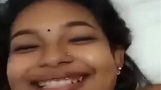 Gadis Itu Menikmati Sensasi Pertama Sepanjang Hidupnya Dalam Video Xxx India Yang Bikin Nagih.