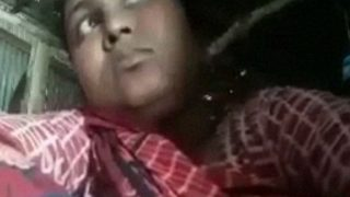 Ibu Rumah Tangga Bangladesh, Nafsu Gak Terpuaskan, Mainin Dildo Sampe Keenakan.
