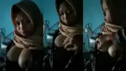 Mainin Toket Pacar Abg Jilbab, Enak Banget Rasanya.
