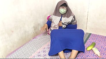 Cewek Hijab Indonesia Colmek, Nafsu Menggila Di Balik Kain Suci.