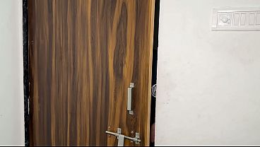 Abang Tiri Jadi Pelipur Lara, Nggak Punya Pacar Ya Pakai Badan Abang Aja.