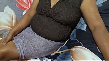 Ibu Tiri Asia Sangean Lagi Liburan, Pingin Digojlok Di Kamar Hotel.
