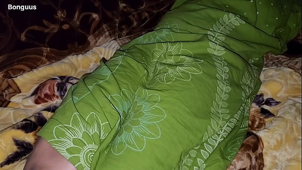 Ibu Rumah Tangga Seksi Digebrak Kakak Ipir Sampai Muncrat Di Memek
